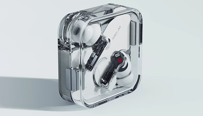 Nothing Ear (2) — беспроводные внутриканальные наушники с активным шумоподавлением.